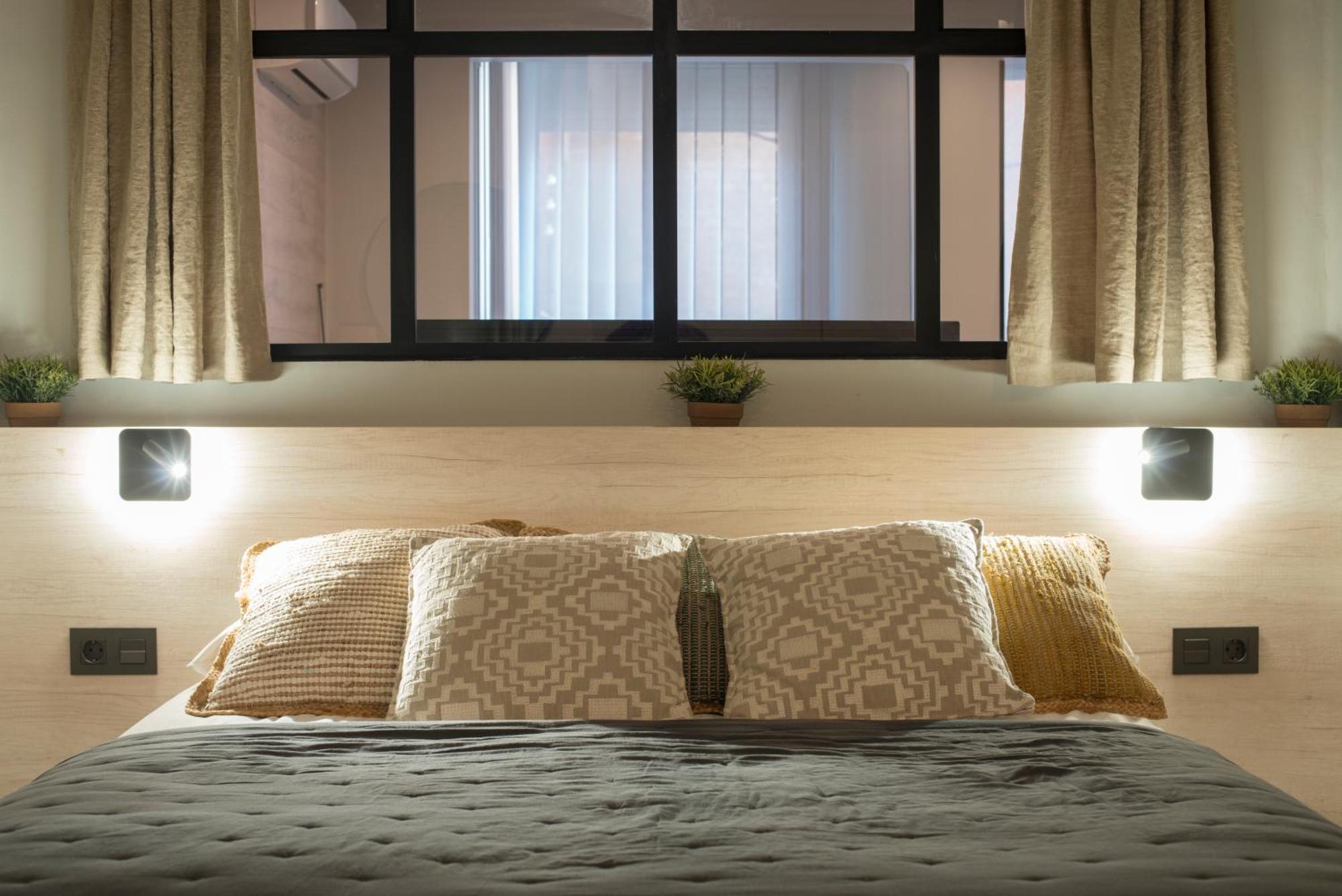 Apartaments Turistics Cardona III ภายนอก รูปภาพ